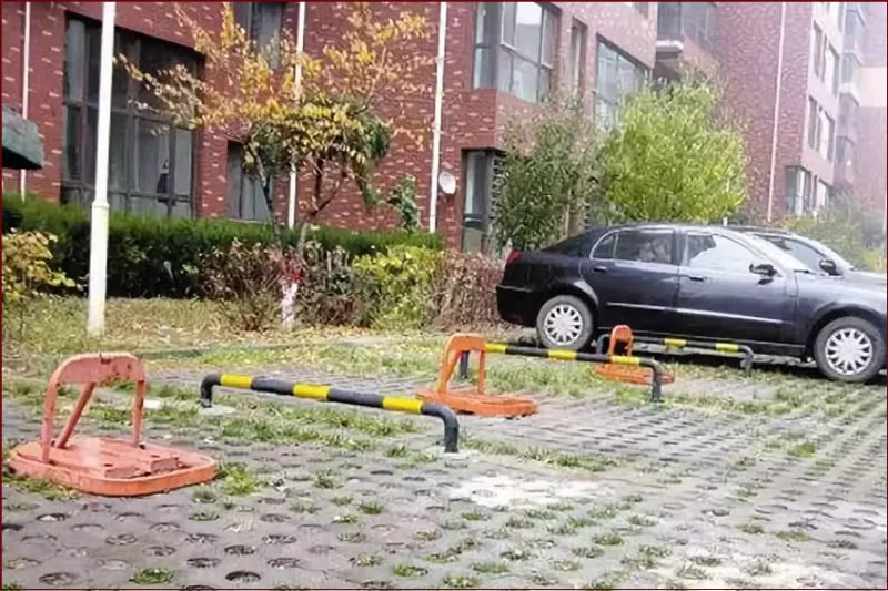 ���ϳ�λ��������˭��