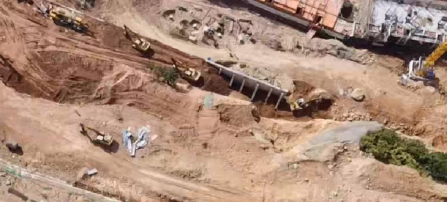  ��������������Ҷ�ӾƵ������Ŀ ��11��23���ϴ�̮���¹ʵ��鱨��